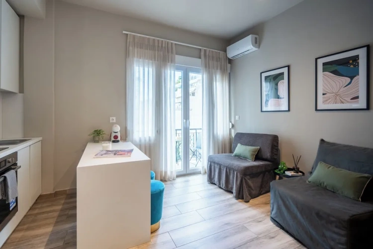 1 Bedroom Family Suite with balcony