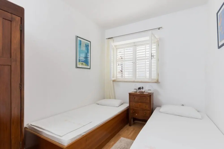 Apartment Bava