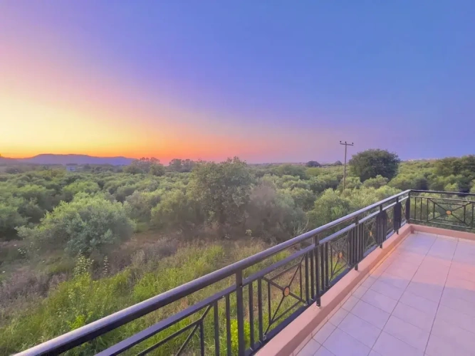 1 Bedroom Standard Double room with balcony and with mountain view