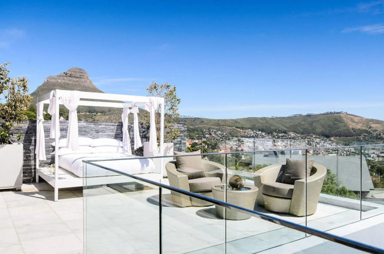 Mannabay Fine Boutique Hotel