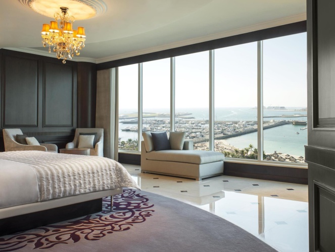 Le Meridien Mina Seyahi Beach Resort & Marina photo 11