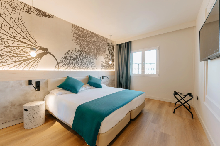 R2 Higos Beach Apartments