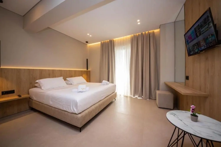 Deluxe Double ground floor room