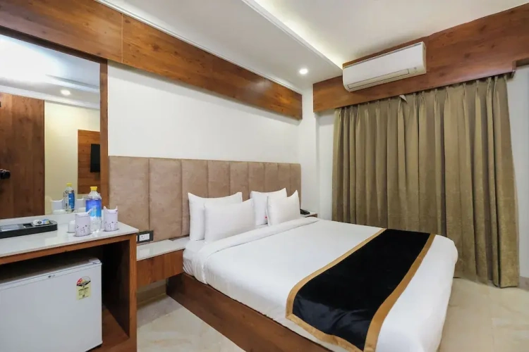 Luxury Suite
