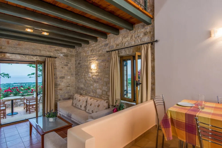 Enastron Villas