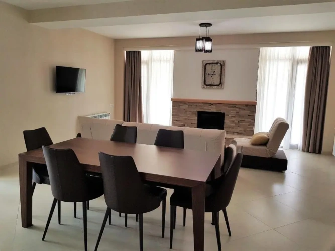 Deluxe Villa