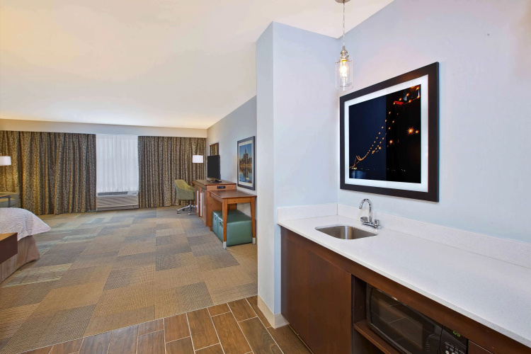 Hampton Inn by Hilton West Bloomfield Novi
