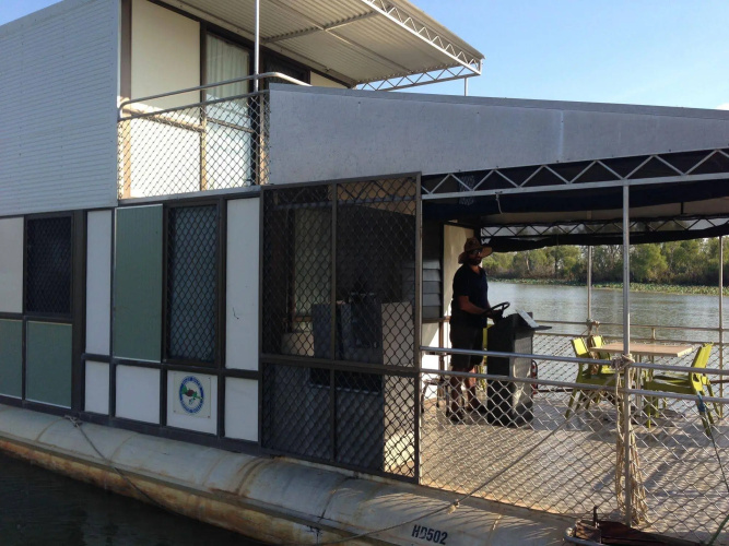 Corroboree Houseboats