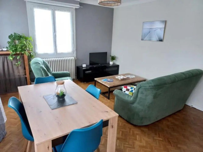 Appartement dans Villa
