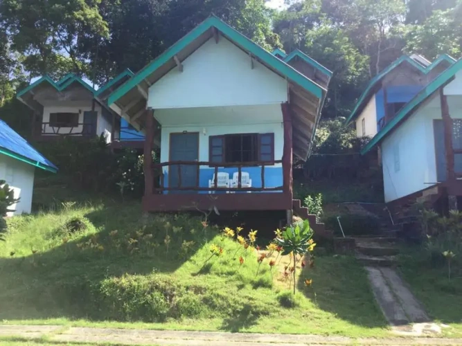 Bungalow beachfront