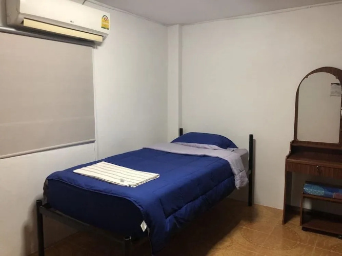 The Cubic Hotel - Hostel