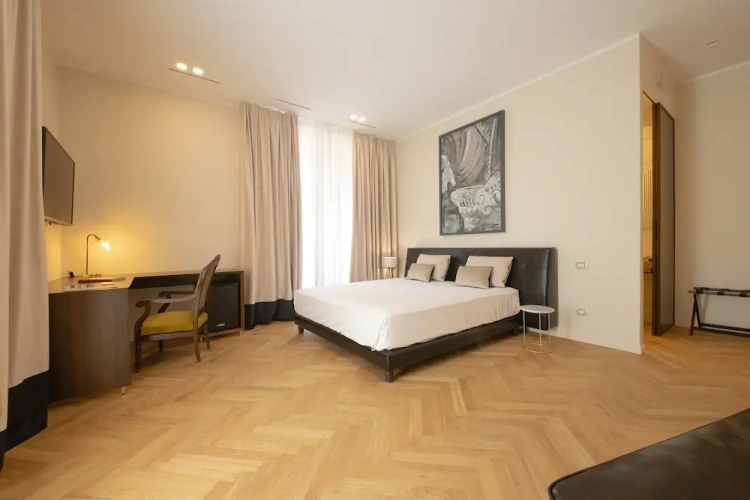 Superior Triple room