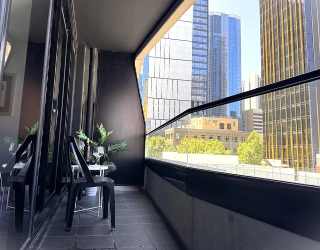 2 Bedrooms Quadruple Apartment