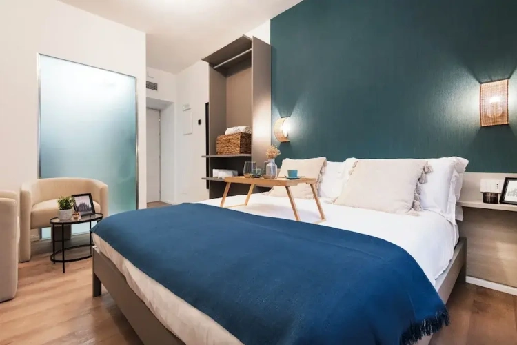 Superior room