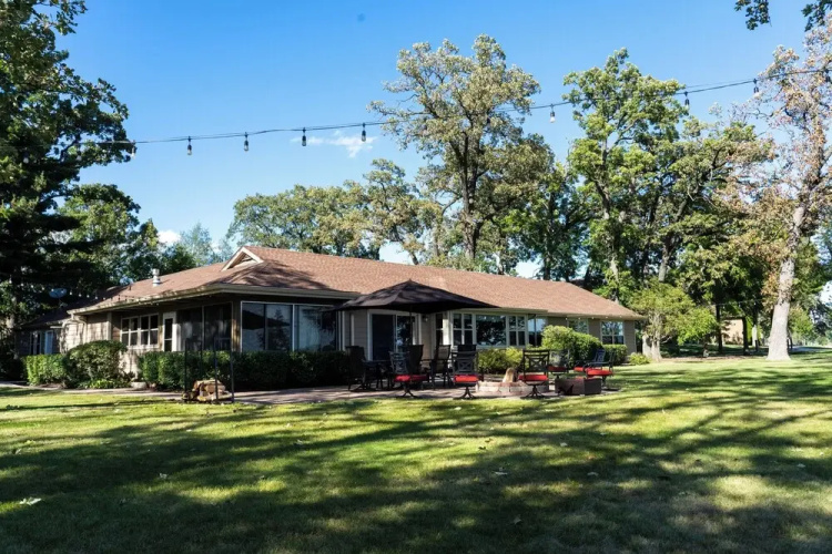 Lake House