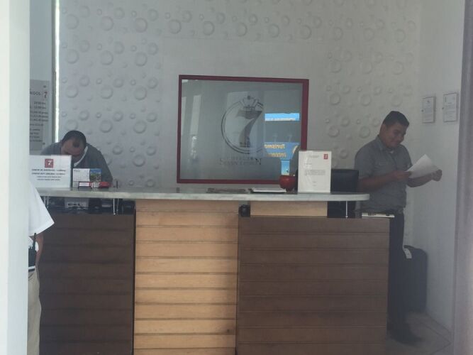 Imagen de Seven Crown Express &amp; Suites Cabo San Lucas