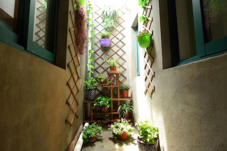 Wuzhen Jingyou Inn