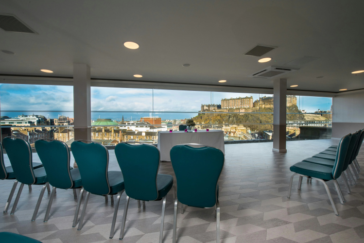 DoubleTree by Hilton Edinburgh City Centre photo 27