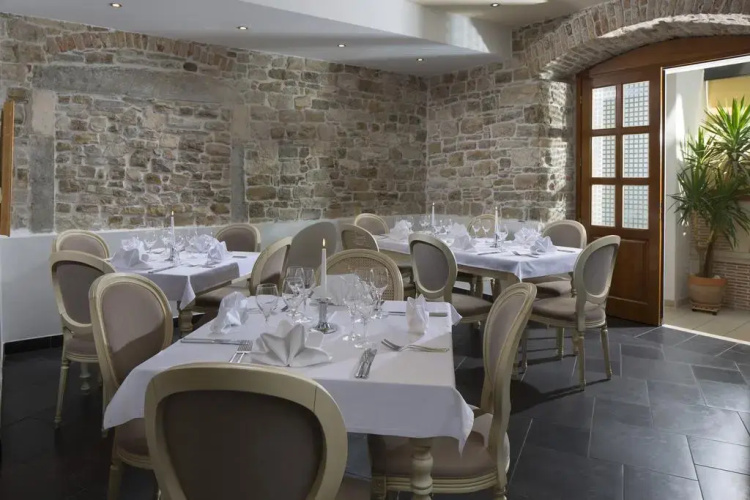 Hotel Kastel