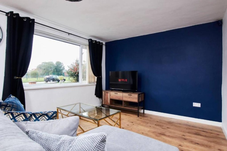 3 Bedrooms Cottage