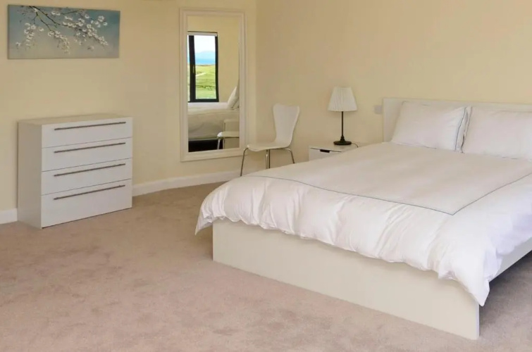 Property 260 Moyard