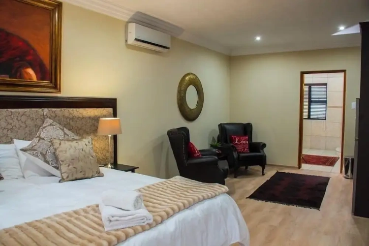 Royal Double room with pool view