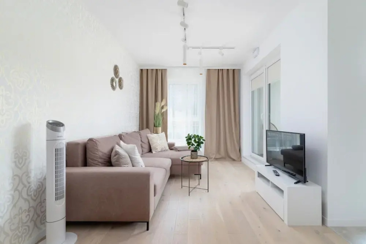 Exclusive Apartment Mogilska by Renters
