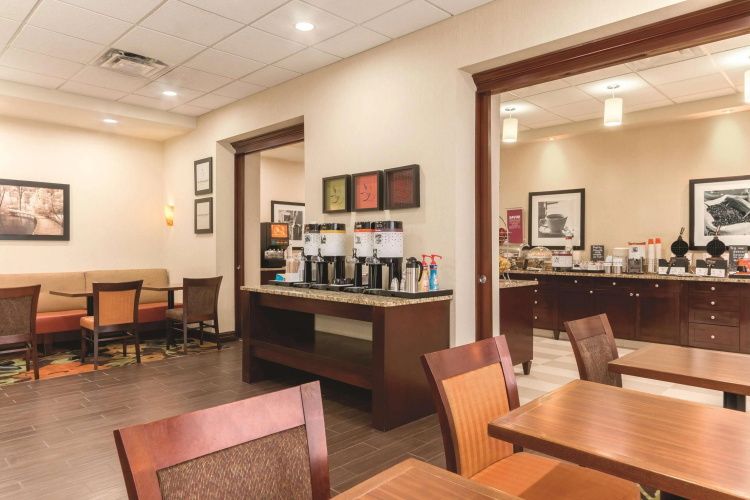 Hampton Inn by Hilton Edmonton South photo 23
