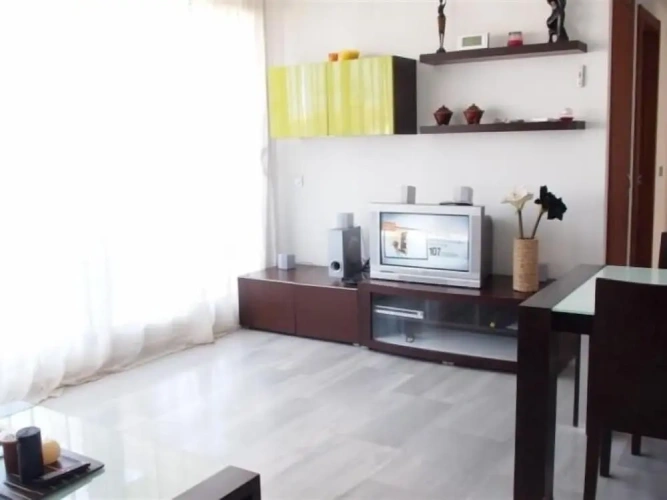 3 Bedrooms Apartment