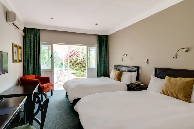 Standard room with view