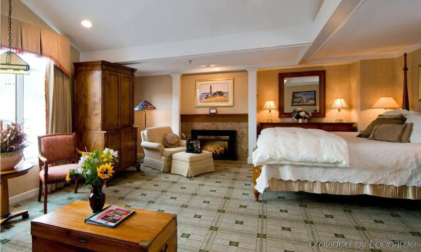 Meadowmere Resort
