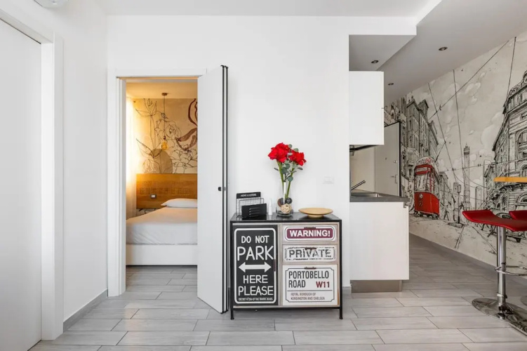 Monterumici 36 - Saffi Glamorous Apartment