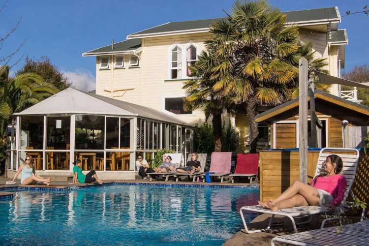 Paradiso Backpackers