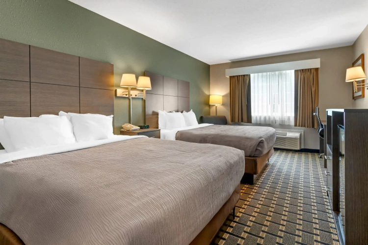 Standard Quadruple room