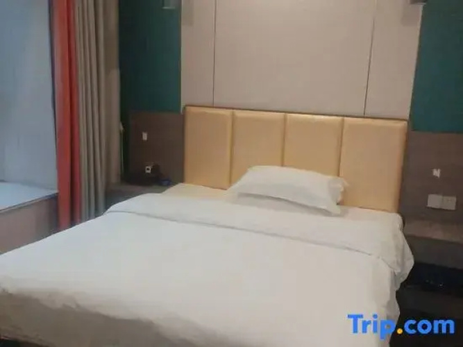 Guochang Yingge Hotel