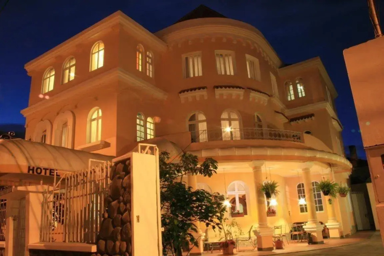 Hotel La Casona - Cuenca