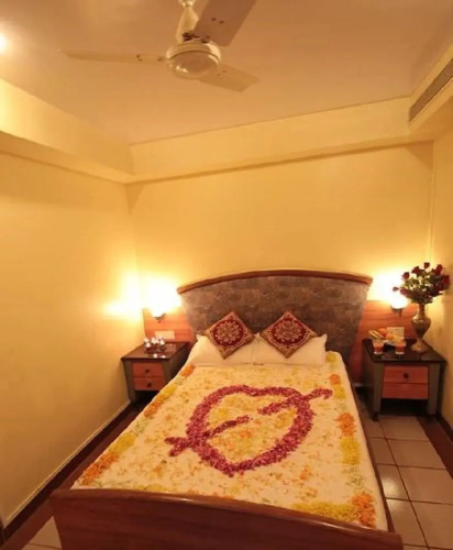 Regal hotel Matheran