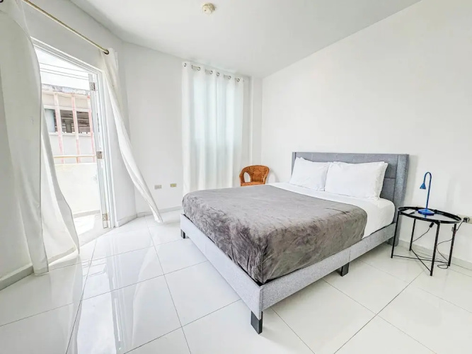 Arecibo Hotel 3202
