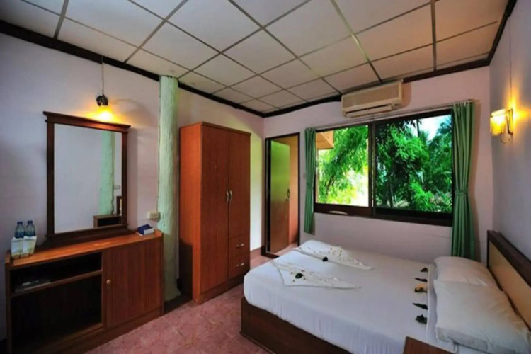 Koh Ngai Resort Trang