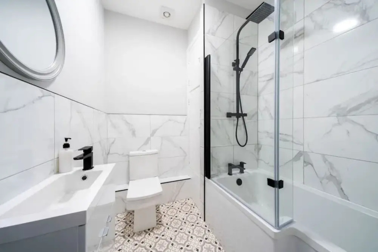 Lochside Apartment B