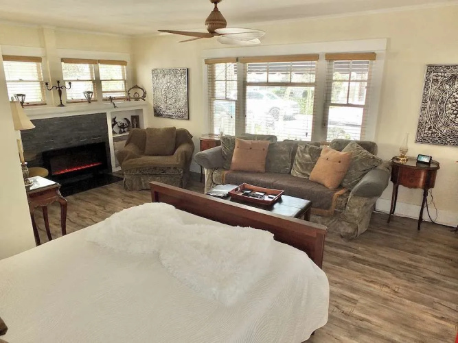 Beach Bungalow-lb
