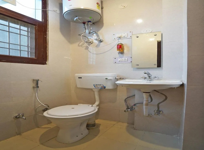 Spot On 30890 Sector 45 Noida