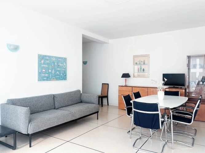 3 Bedrooms Apartment with ocean view