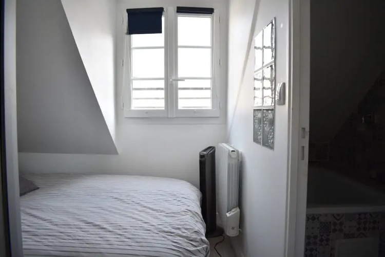 Cosy Renovated 1 Bedroom Apartment in 10th - Image 5