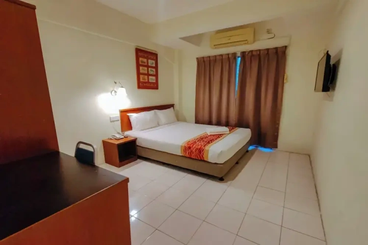 1 Bedroom Apartment with balcony