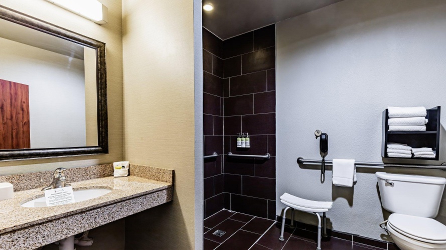 Quadruple Suite