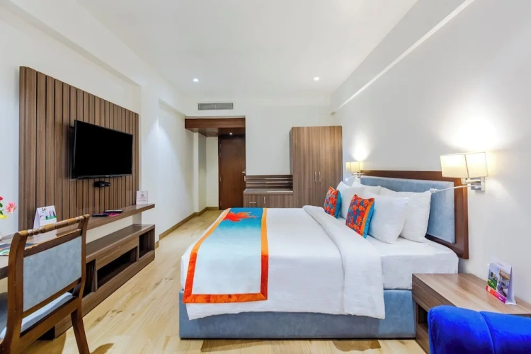 Premier room