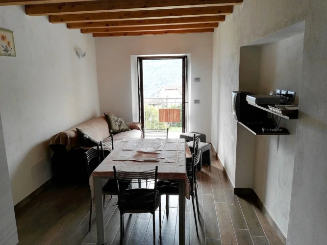 3 Bedrooms Apartment