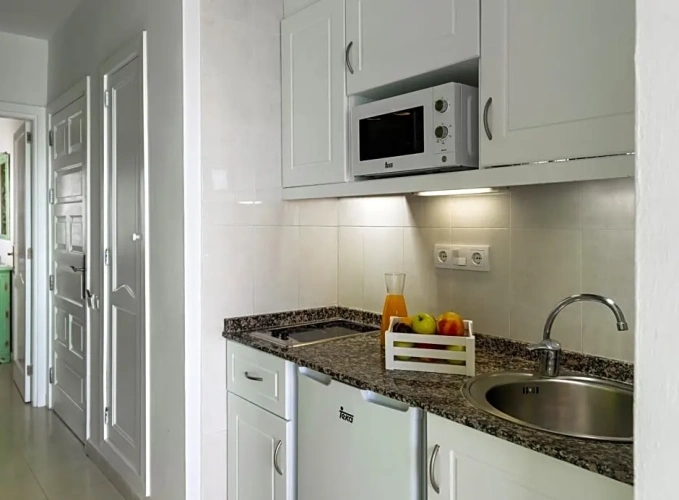 2 Bedrooms Quadruple Apartment