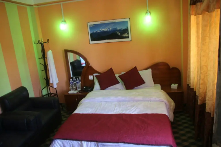 Taplejung Hotel Pathivara